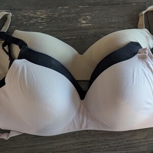 Soma Cream and Black Women's Bra